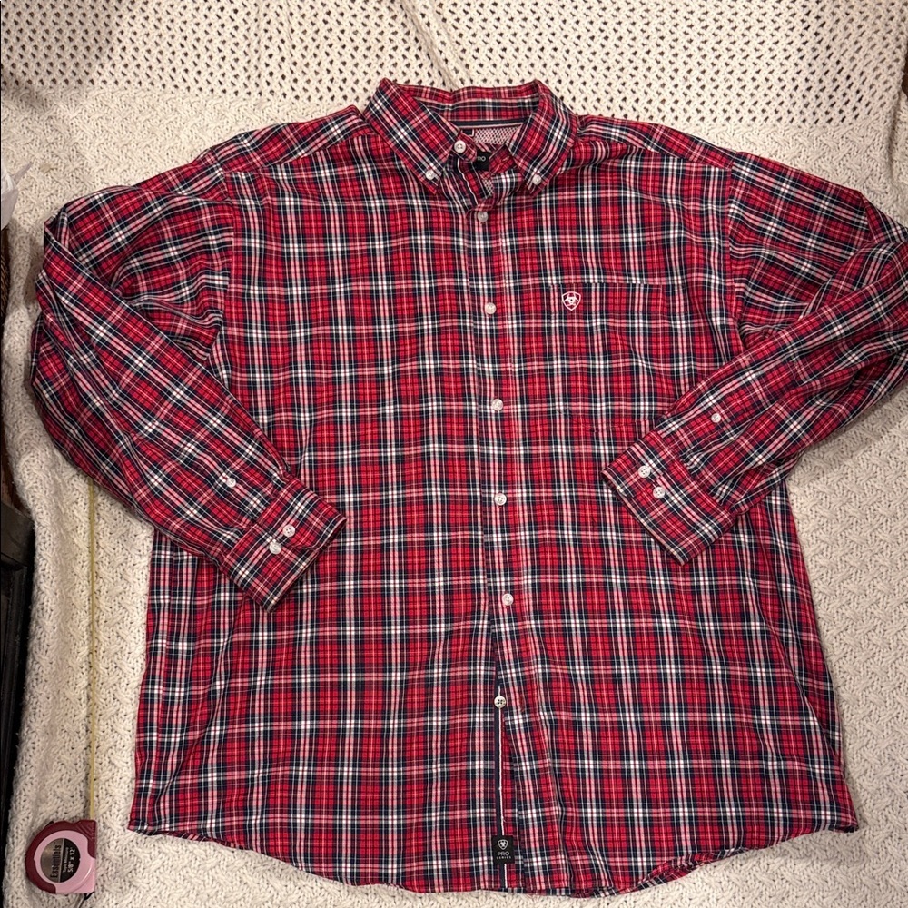 Ariat Men's Red and Blue Plaid Button-Down Shirt XL